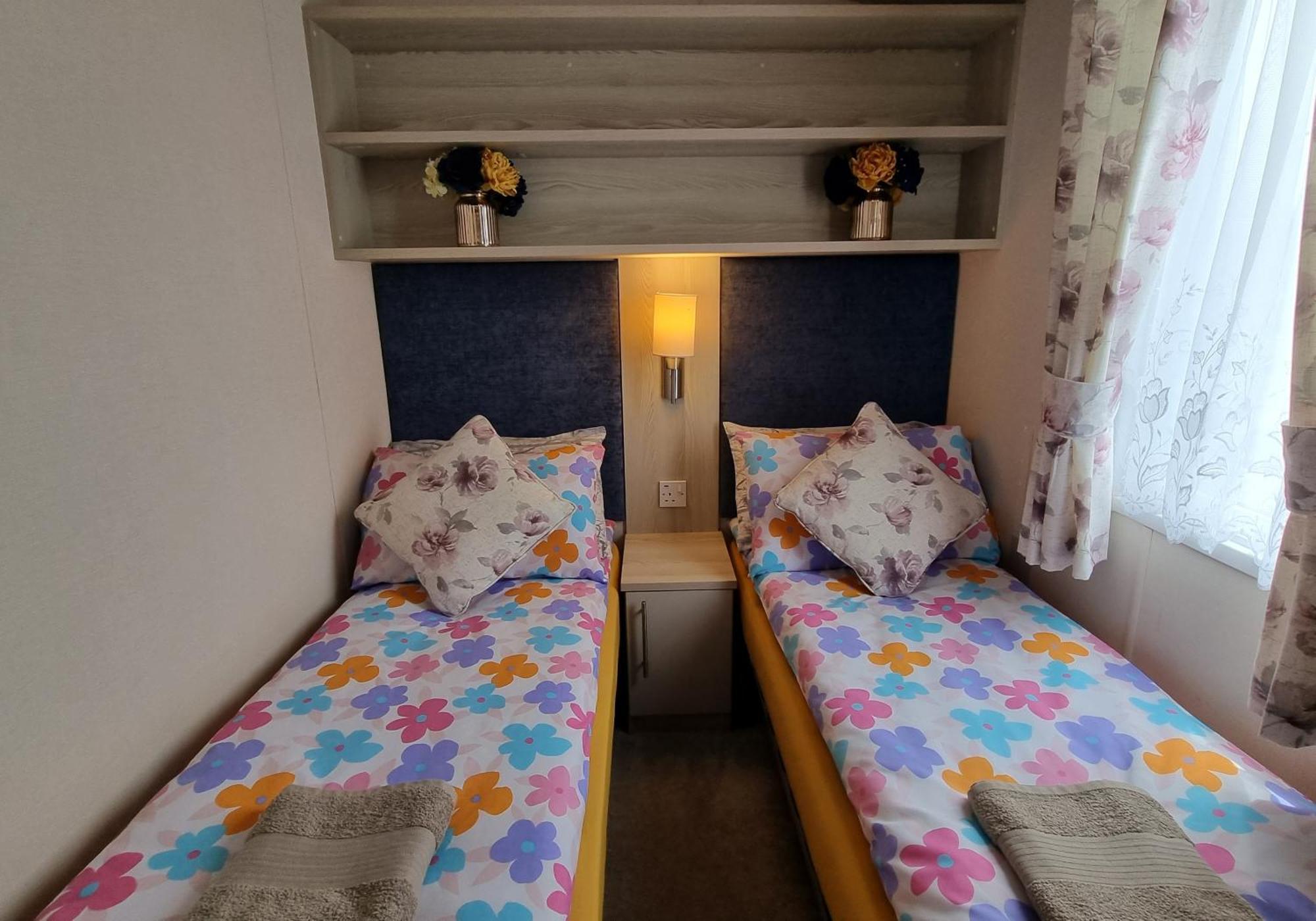 Static Caravan To Hire , Hoburne Devon Bay Goodrington Exterior foto